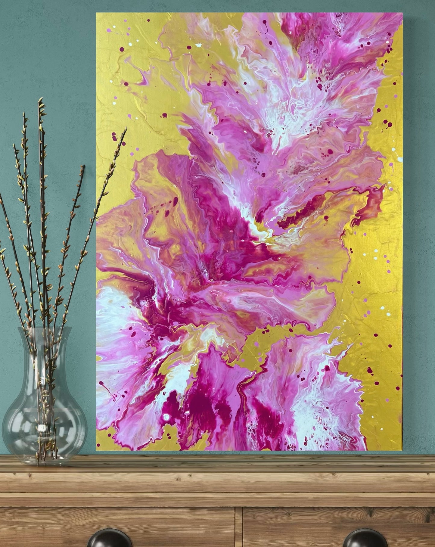 Abstract acrylic painting with lively tile structures in magenta and white on a bright golden background - modern fluid art artwork with an energetic look for creative interior design.